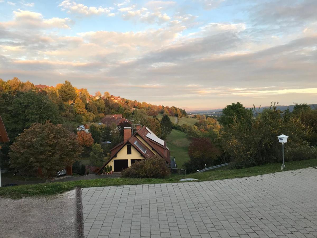 Landgasthof Alpenblick An Der Wutachschlucht Suedschwarzwald レーッフィンゲン エクステリア 写真