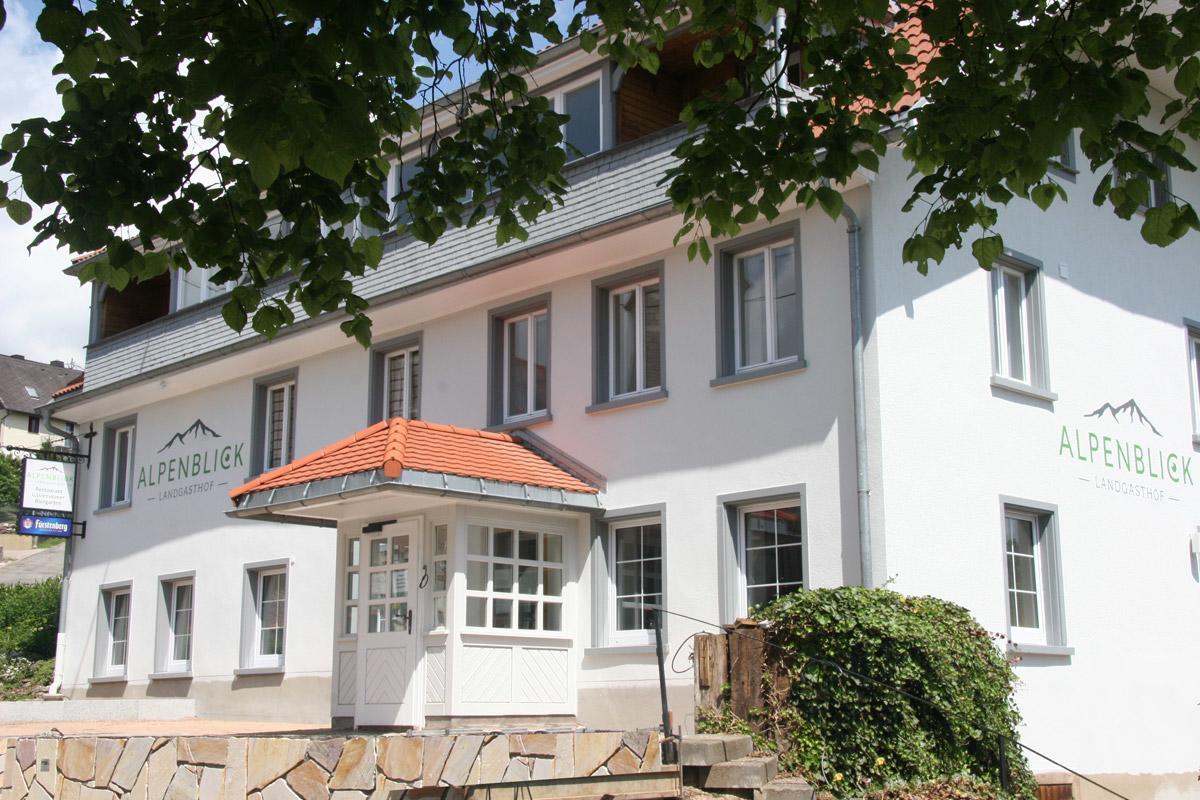 Landgasthof Alpenblick An Der Wutachschlucht Suedschwarzwald レーッフィンゲン エクステリア 写真